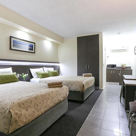 Morphettville Motor Inn Glenelg Extérieur photo