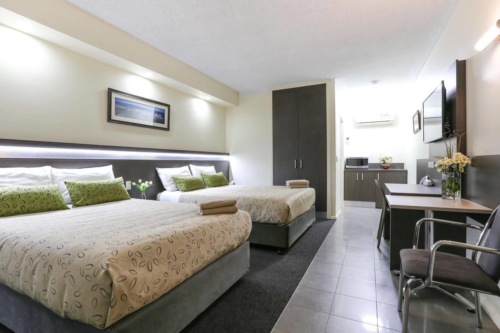 Morphettville Motor Inn Glenelg Extérieur photo