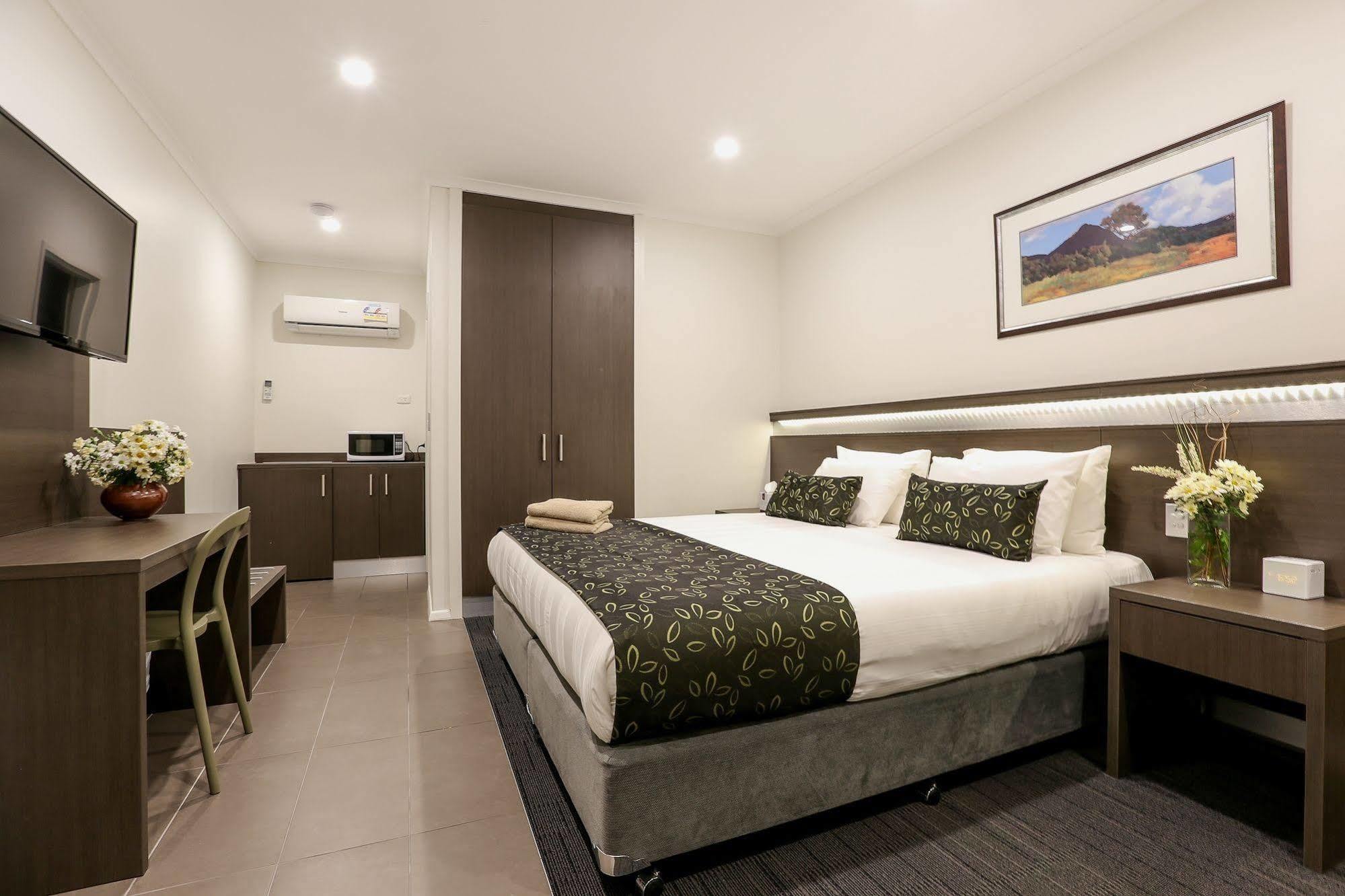 Morphettville Motor Inn Glenelg Extérieur photo